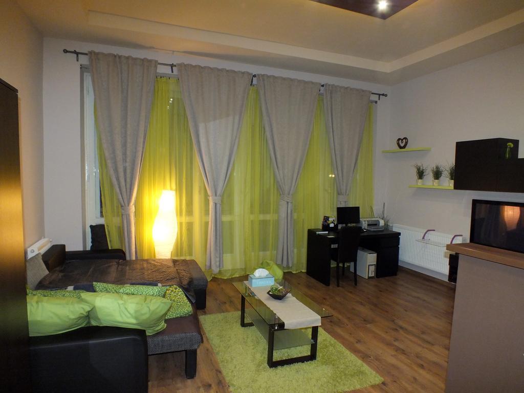 Standard Apartment By Hi5 - Feherhajo 부다페스트 객실 사진