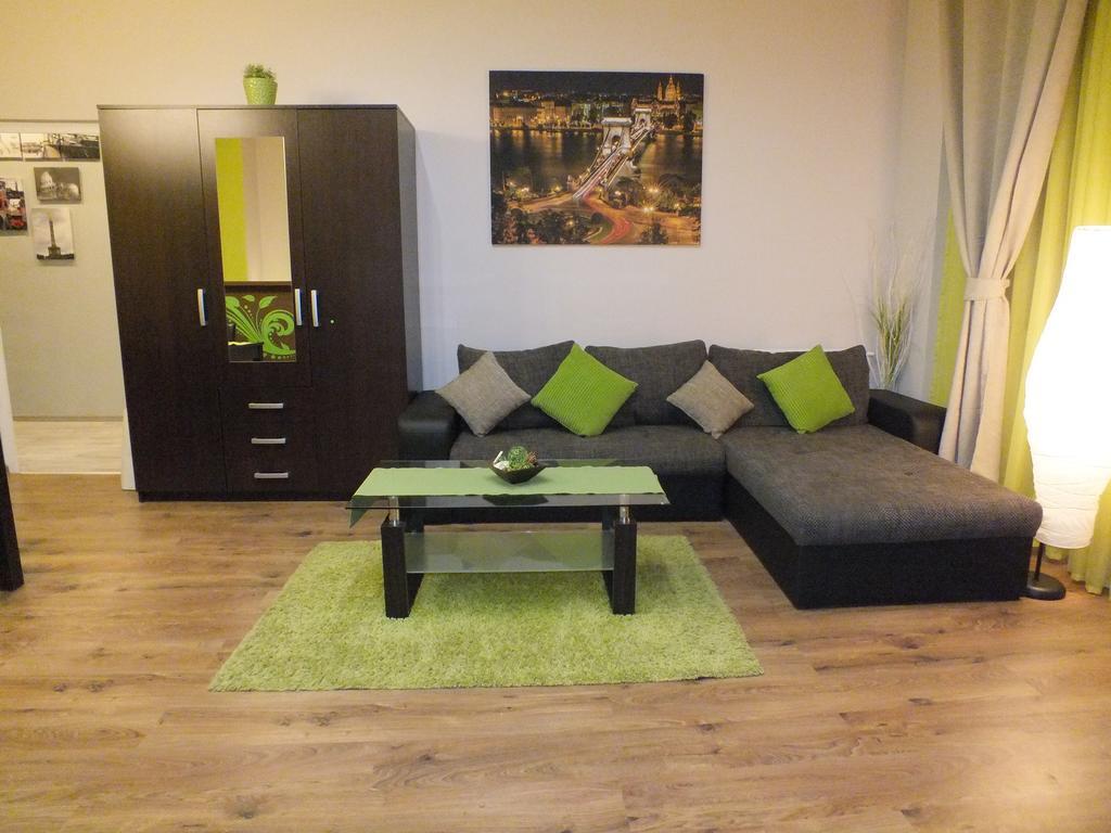 Standard Apartment By Hi5 - Feherhajo 부다페스트 객실 사진